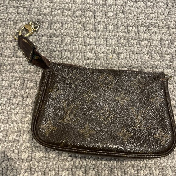 Louis Vuitton Pochette Wallet Dark Brown Gold Zipper Classic Leather Monogram - Picture 2 of 11